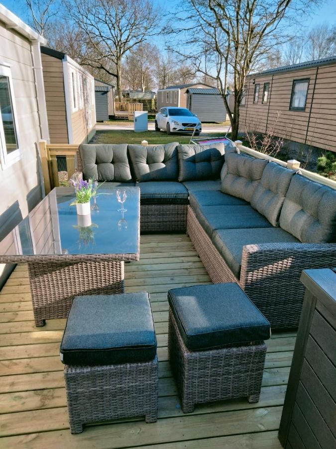 Bj Chalets - De Rug 1 - Vakantiepark Lauwersoog - Luxe Chalet Met Vaatwasser! Vroege Incheck! Zewnętrze zdjęcie