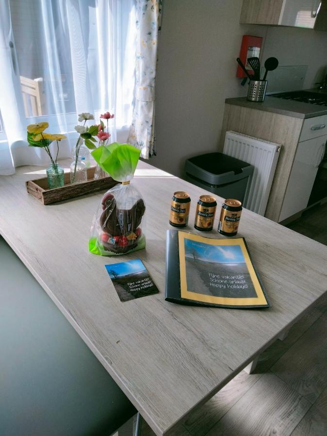 Bj Chalets - De Rug 1 - Vakantiepark Lauwersoog - Luxe Chalet Met Vaatwasser! Vroege Incheck! Zewnętrze zdjęcie