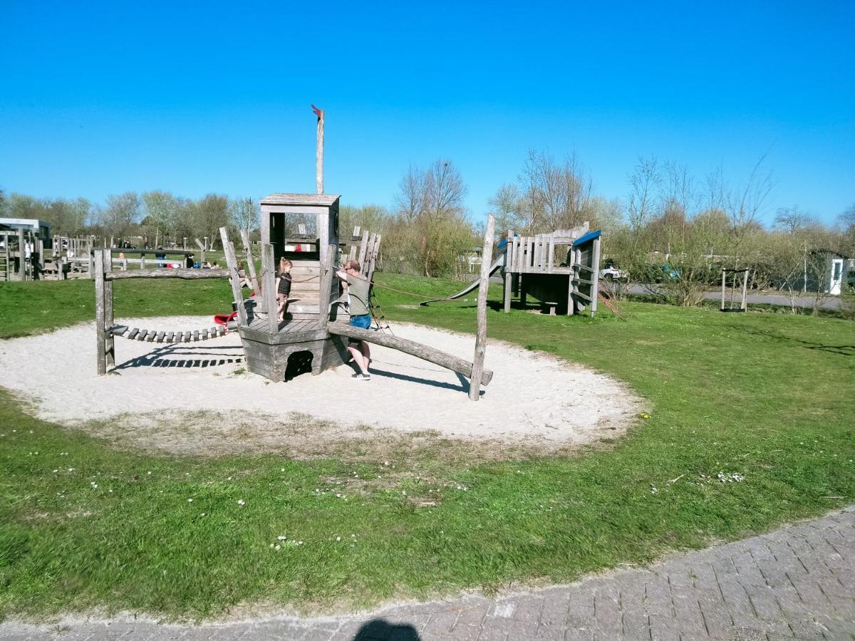 Bj Chalets - De Rug 1 - Vakantiepark Lauwersoog - Luxe Chalet Met Vaatwasser! Vroege Incheck! Zewnętrze zdjęcie